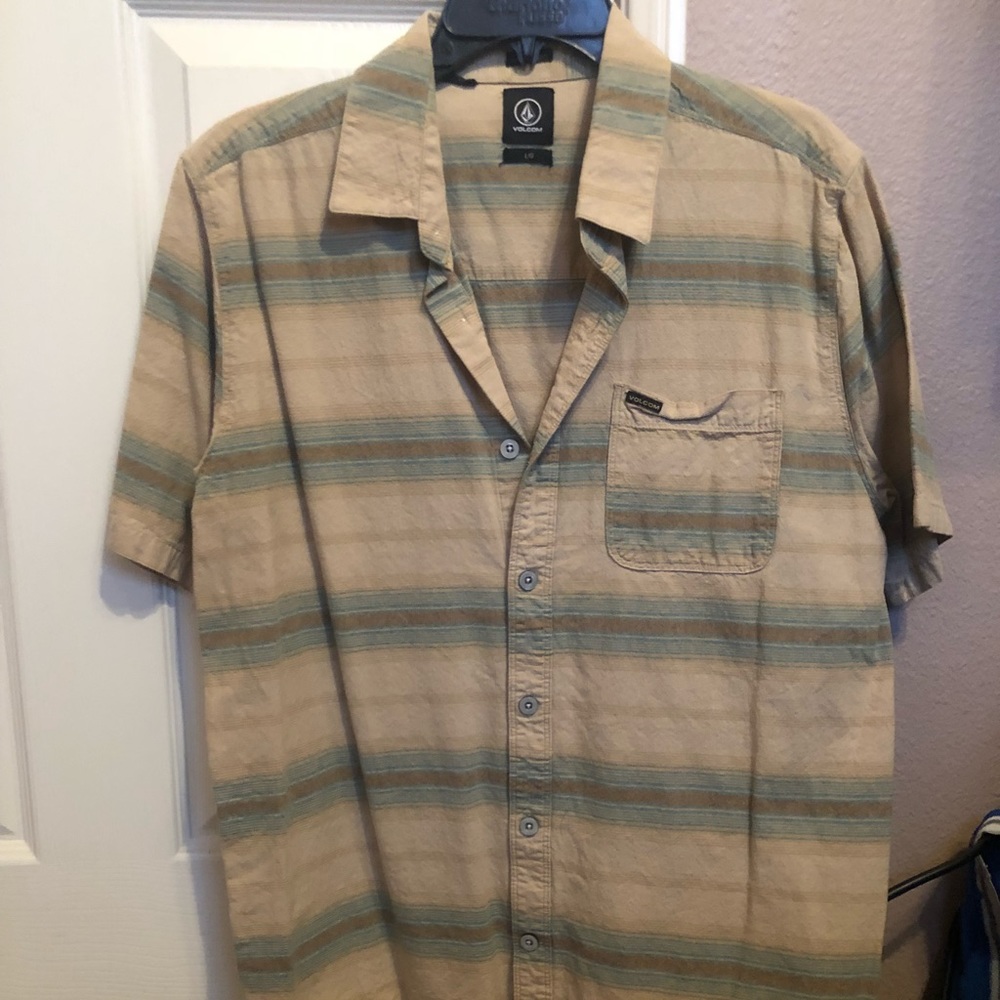 Volvo’s button up